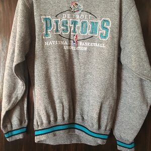 Vintage LogoAthletic Pistons sweatshirt